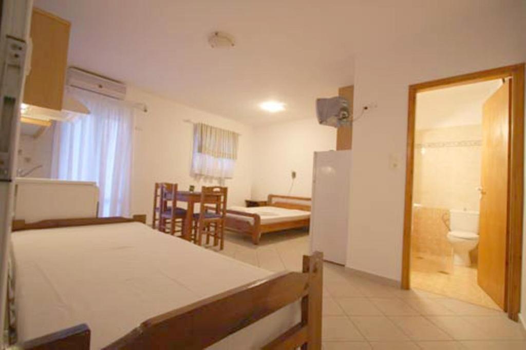 Antonio Studios Naxos City Quarto foto